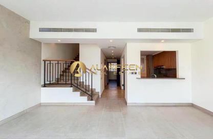 Villa - 4 - 3 for sale in Nice - Damac Lagoons - Dubai
