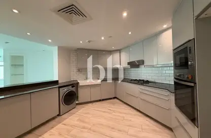 Apartment - 3 Bedrooms - 3 Bathrooms for rent in Abu Keibal - Shoreline Apartments - Palm Jumeirah - Dubai