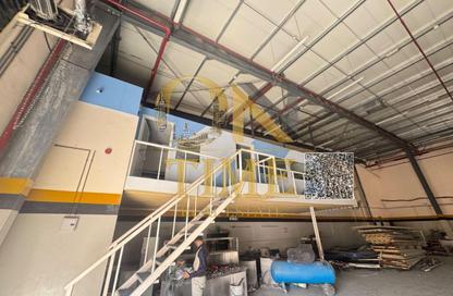 Warehouse - Studio - 1 for rent in Industrial Building 13 - Industrial Area 13 - Sharjah Industrial Area - Sharjah