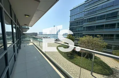 شقة - 3 غرف نوم - 4 حمامات للايجار في المراسي - البطين - أبوظبي