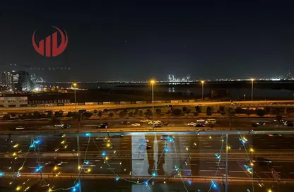 شقة - غرفة نوم - 2 حمامات للايجار في عزيزي فواد ريزيدنس - 2 مدينة دبي الطبية - الجداف - دبي