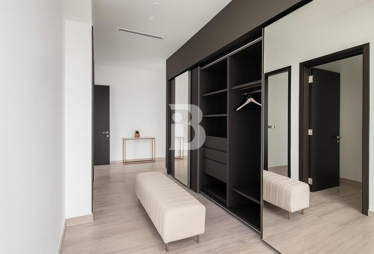 360° Views | Furnished | Ultra Rare photo 9