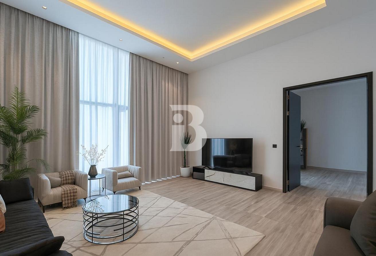 360° Views | Furnished | Ultra Rare photo 8