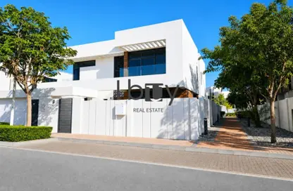 Villa - 4 Bedrooms - 6 Bathrooms for rent in West Yas - Yas Island - Abu Dhabi