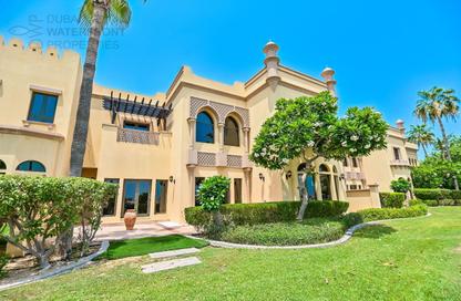 Villa - 4 Bedrooms - 4 Bathrooms for rent in Canal Cove Frond C - Canal Cove Villas - Palm Jumeirah - Dubai