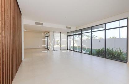 Villa - 4 - 7 for rent in West Yas - Yas Island - Abu Dhabi