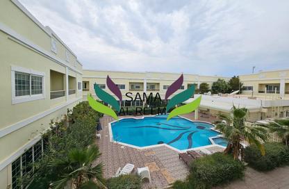 Villa - 4 Bedrooms - 4 Bathrooms for rent in Jumeirah 1 Villas - Jumeirah 1 - Jumeirah - Dubai