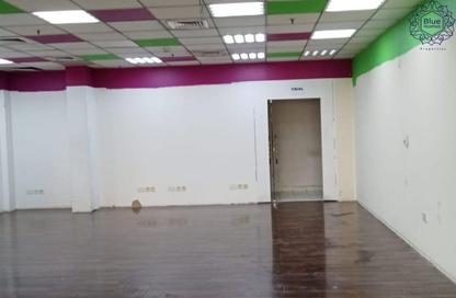 Shop - Studio - 2 Bathrooms for rent in Oud Metha - Bur Dubai - Dubai
