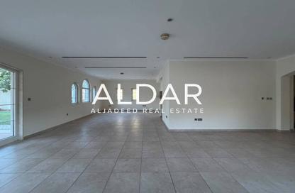 Villa - 3 - 4 for rent in District 7 - Jumeirah Park - Dubai