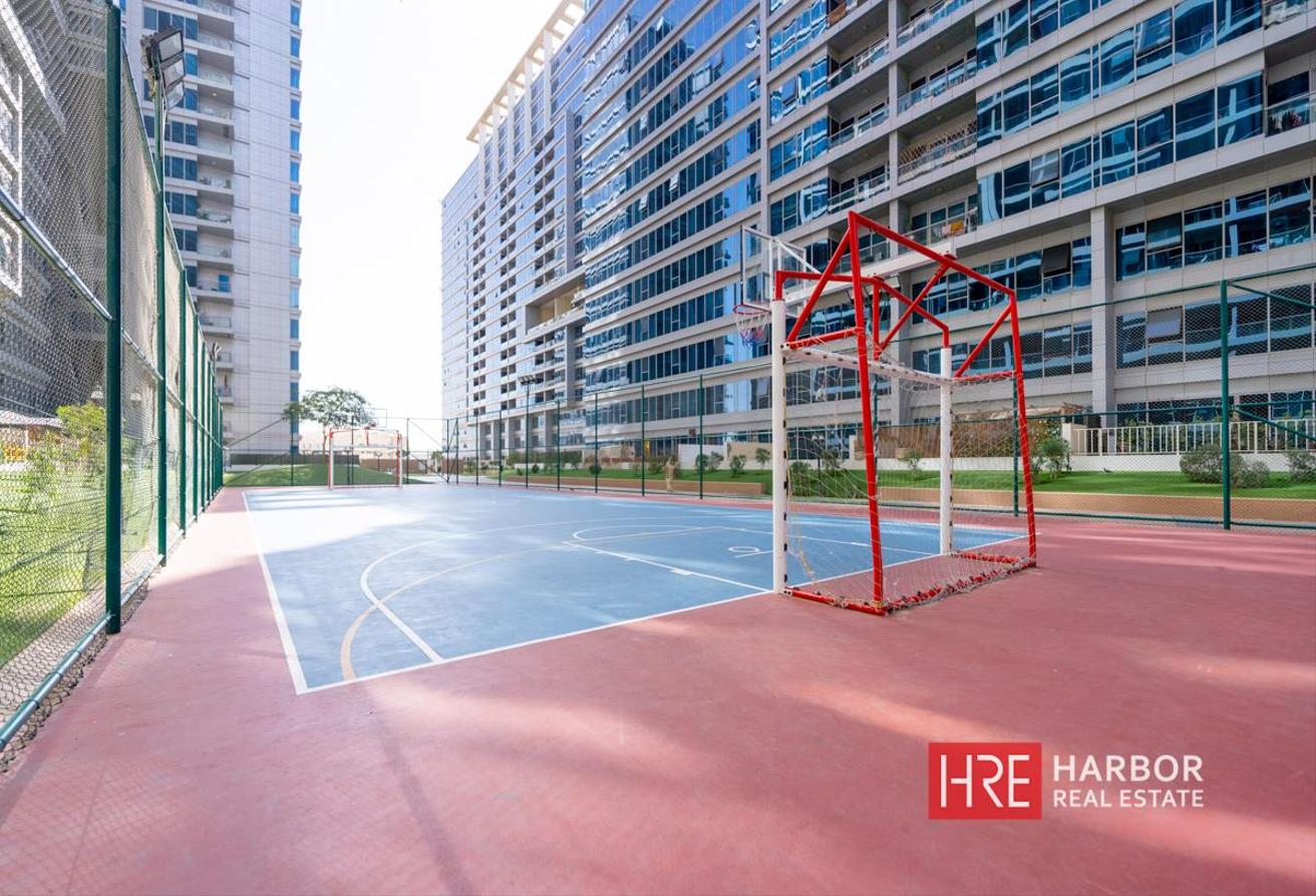 Fully Furnished | Pool View | Well-Maintained photo 18