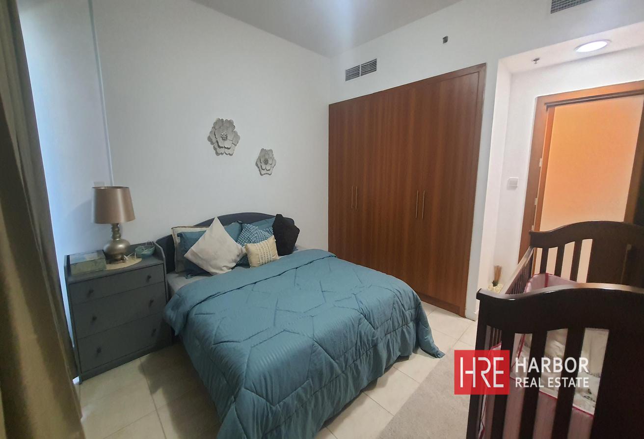 Fully Furnished | Pool View | Well-Maintained photo 10
