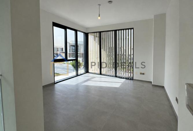 94018764 - Property Image 2