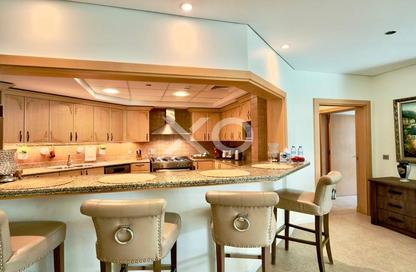 Apartment - 3 Bedrooms - 3 Bathrooms for sale in Al Basri - Shoreline Apartments - Palm Jumeirah - Dubai