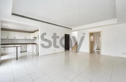Villa - 3 Bedrooms - 3 Bathrooms for rent in Springs 1 - The Springs - Dubai Villa - 3 Bedrooms - 3 Bathrooms for rent in Springs 1 - The Springs - Dubai