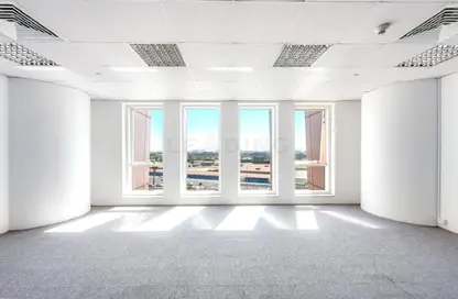 Office Space - Studio - 1 Bathroom for rent in Churchill Executive Tower - Churchill Towers - Business Bay - Dubai