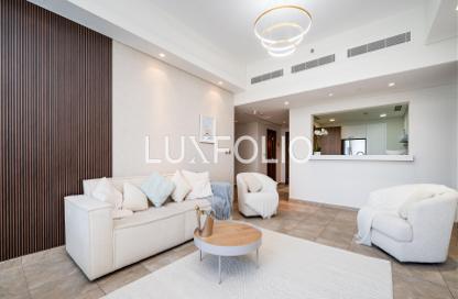 Apartment - 3 Bedrooms - 3 Bathrooms for rent in Marina Residences 4 - Marina Residences - Palm Jumeirah - Dubai