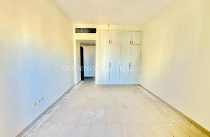 Apartment - 1 - 2 for rent in Al Qasba Downtown - Al Qasba - Sharjah