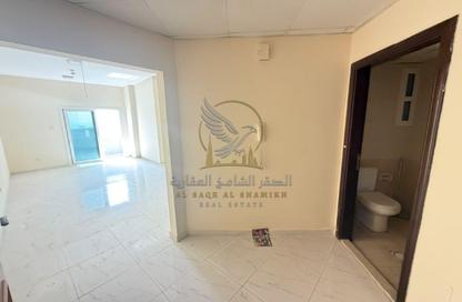 Apartment - 2 - 2 for rent in Al Majaz 2 - Al Majaz - Sharjah Apartment - 2 - 2 for rent in Al Majaz 2 - Al Majaz - Sharjah
