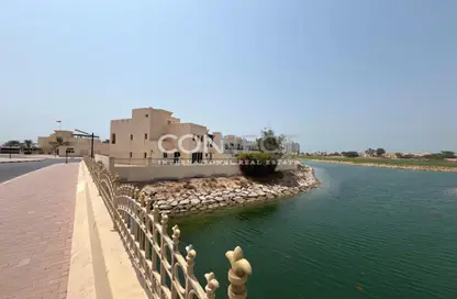 فيلا - 4 غرف نوم - 5 حمامات للايجار في فلل قرية الحمرا - قرية الحمرا - رأس الخيمة