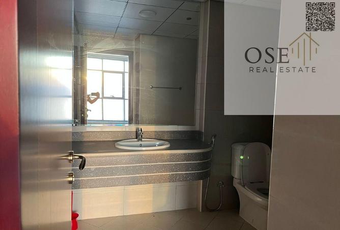 82367852 - Property Image 2