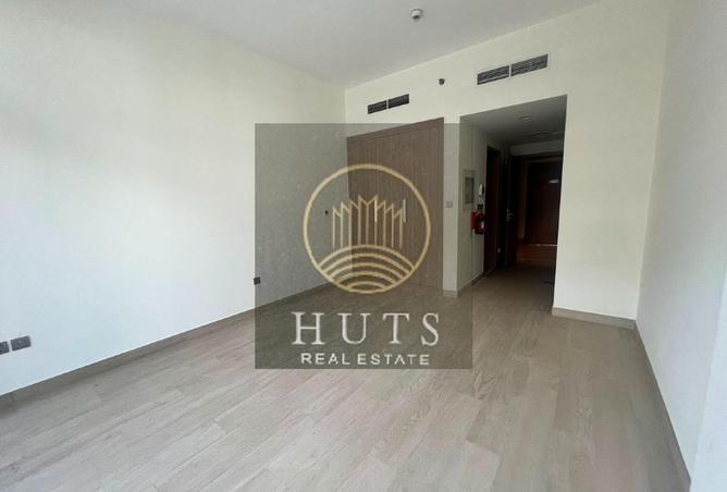 121109400 - Property Image 3
