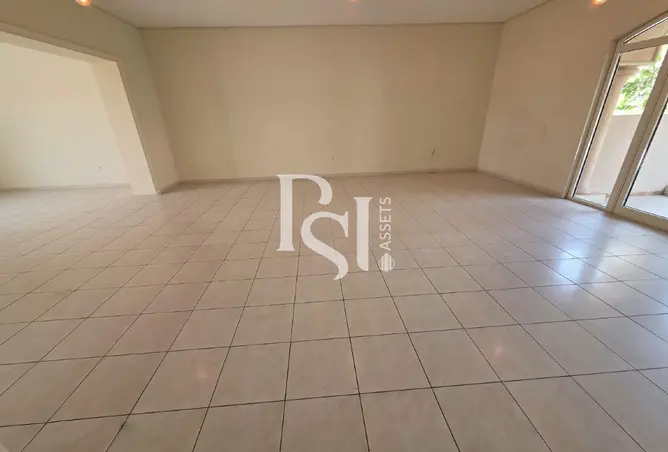 150010676 - Property Image 3