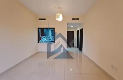 شقة - غرفة نوم - 2 حمامات للايجار في شقق حديقة الزاهية - الزاهية - تجارية مويلح - الشارقة