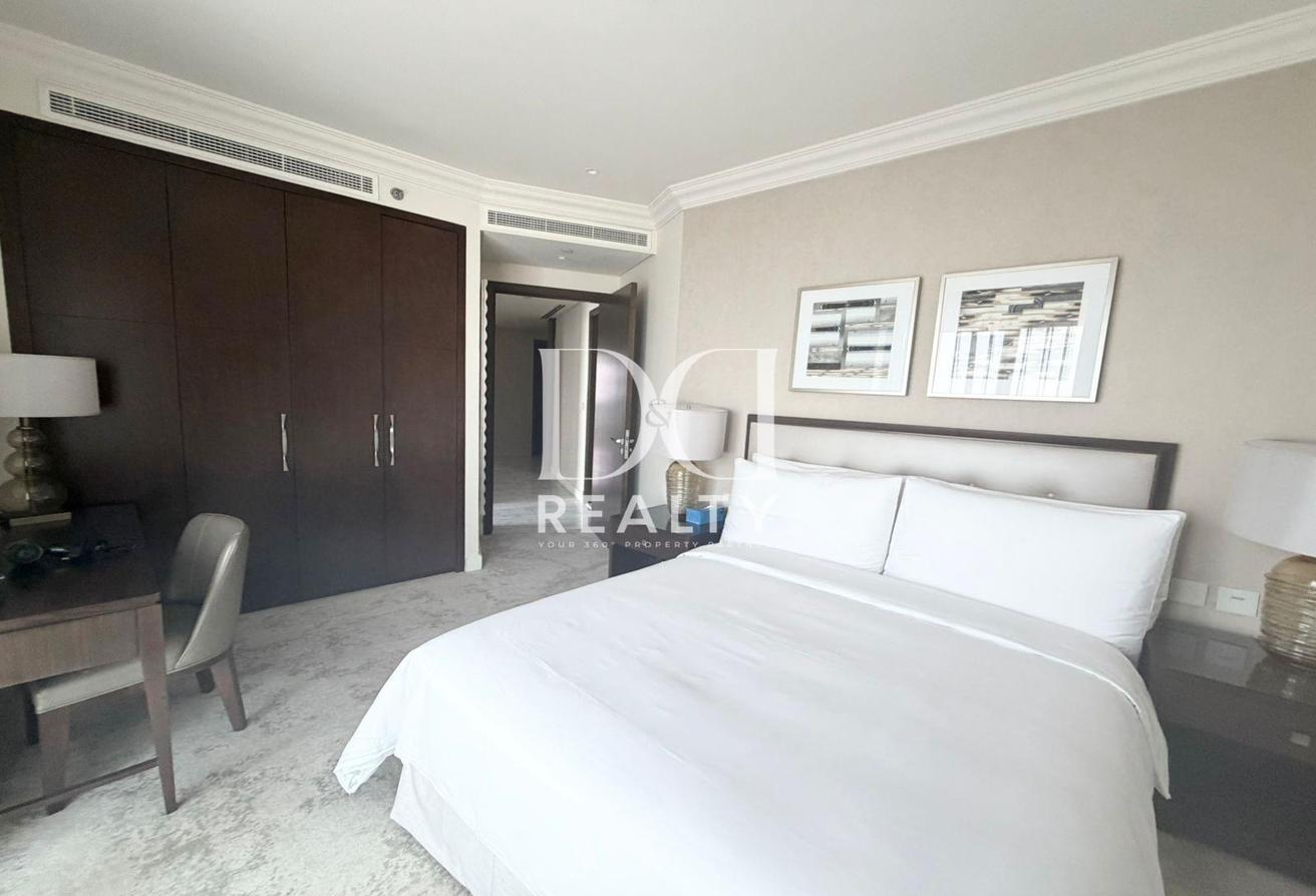 Burj Khalifa View | Luxury | Vacant Now photo 11