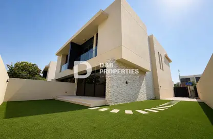 Townhouse - 3 Bedrooms - 4 Bathrooms for rent in Flora - Damac Hills - Dubai
