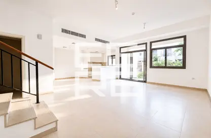 Townhouse - 3 Bedrooms - 4 Bathrooms for rent in Noor Townhouses - Town Square - Dubai