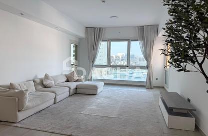 Apartment - 3 Bedrooms - 4 Bathrooms for rent in Marina Residences 5 - Marina Residences - Palm Jumeirah - Dubai