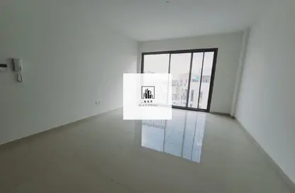 شقة - 1 حمام للايجار في أبتاون الزاهية - الزاهية - تجارية مويلح - الشارقة