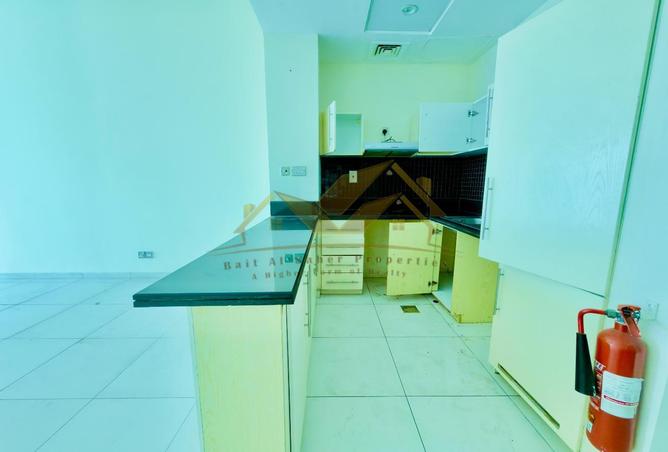 64402417 - Property Image 3