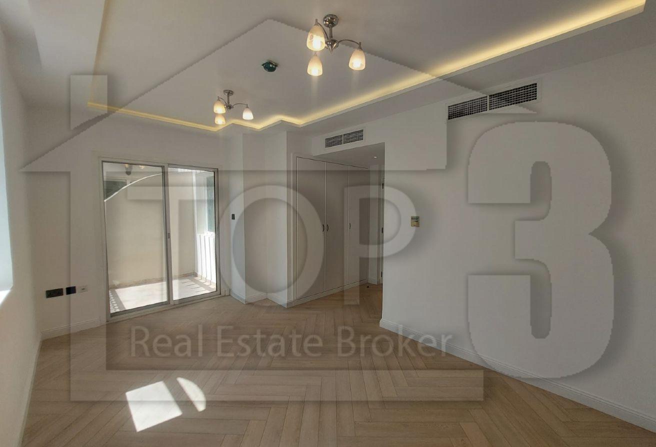Upgraded / Unfurnished 3 Bed / 105K - 12 payments photo 11