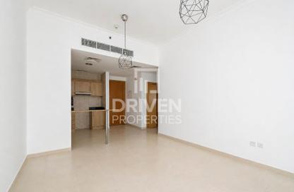 Apartment - 1 - 2 for sale in Mayfair Residency - Business Bay - Dubai Apartment - 1 - 2 for sale in Mayfair Residency - Business Bay - Dubai