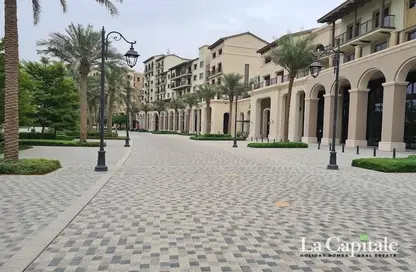 Apartment - 3 Bedrooms - 5 Bathrooms for rent in Qamar 1 - Madinat Badr - Al Muhaisnah - Dubai