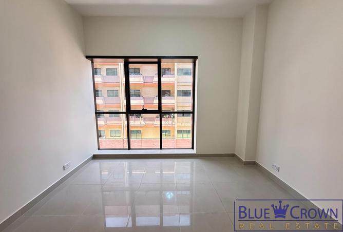 106401592 - Property Image 3