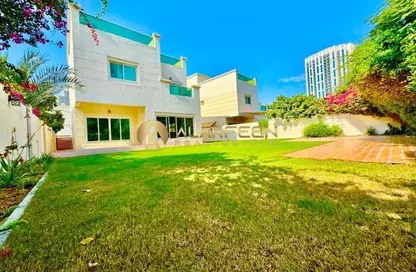 Villa - 4 Bedrooms - 6 Bathrooms for rent in Circle Villas - Jumeirah Village Circle - Dubai