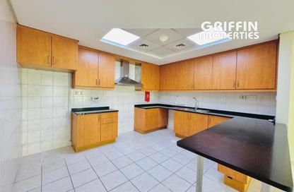 Apartment - 2 Bedrooms - 3 Bathrooms for rent in Building 111 - Contemporary Cluster - Discovery Gardens - Dubai