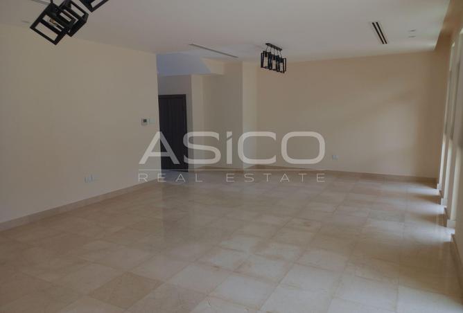 106852960 - Property Image 3