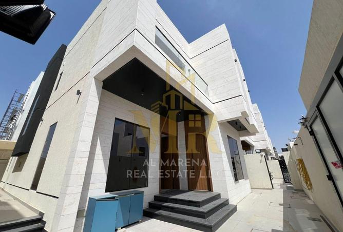 79838093 - Property Image 2