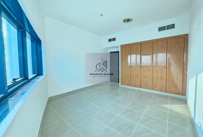 16207800 - Property Image 2