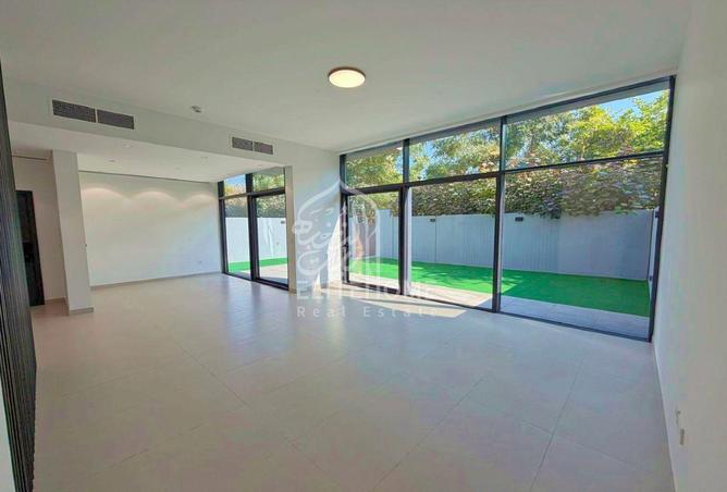 100386620 - Property Image 3