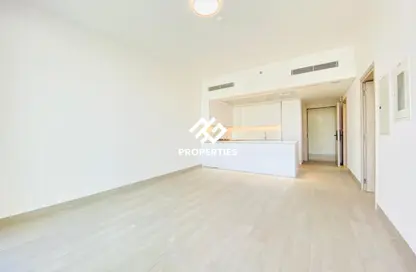 Apartment - 1 Bedroom for rent in Luma Park Views - District 14 - Jumeirah Village Circle - Dubai