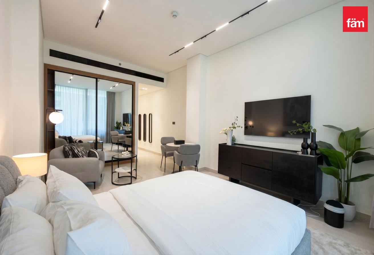 Fully Furnished | Spacious Studio | Flexi Cheques photo 9
