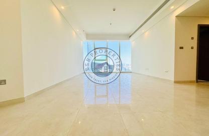 Apartment - 2 Bedrooms - 3 Bathrooms for rent in Wave tower - Corniche Road - Abu Dhabi