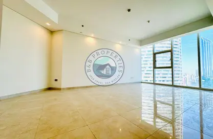 Apartment - 2 Bedrooms - 3 Bathrooms for rent in Wave tower - Corniche Road - Abu Dhabi