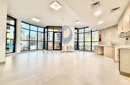 Apartment - 2 Bedrooms - 3 Bathrooms for rent in Jumeirah Garden City - Al Satwa - Dubai