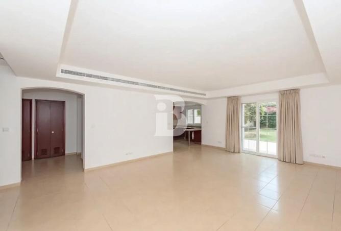 70280911 - Property Image 2