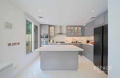 Villa - 2 Bedrooms - 2 Bathrooms for sale in Springs 2 - The Springs - Dubai